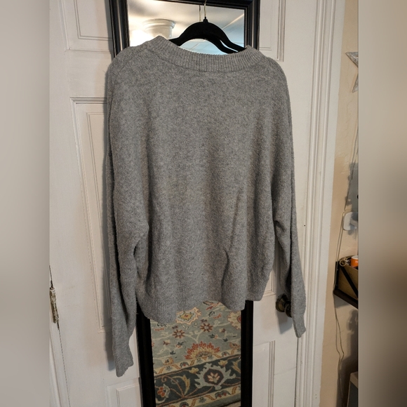 H&M gray oversized sweater XL - Picture 5 of 5